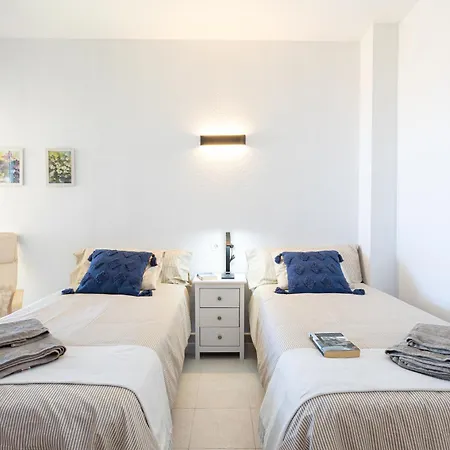 Appartement Cozy Deluxe Holiday Home In El Higueron
