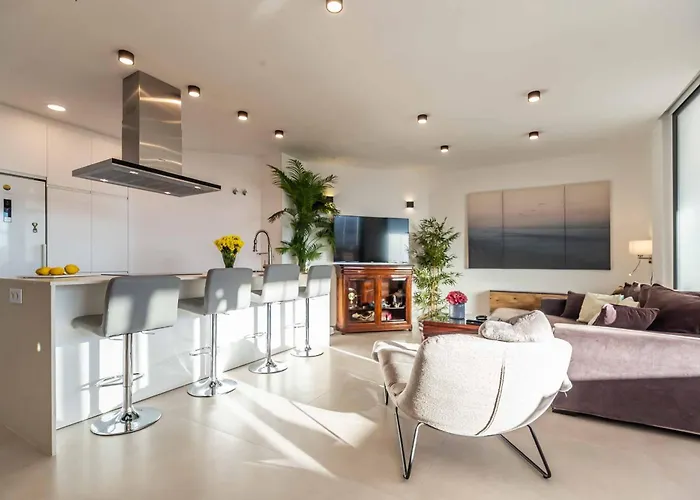 Cozy Deluxe In El Higueron *