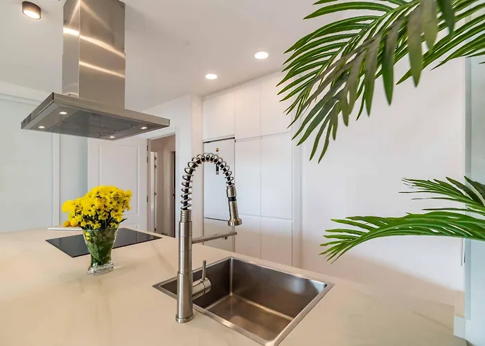 Cozy Deluxe In El Higueron Апартаменти Фуенхірола