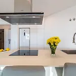 Cozy Deluxe In Reserva Del Higueron - Area Sport Club アパート