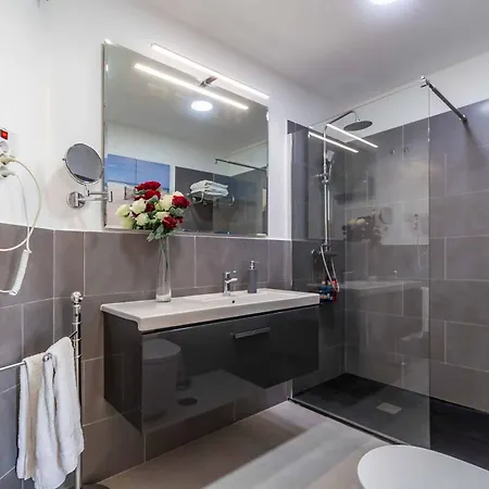 Cozy Deluxe In Reserva Del Higueron - Area Sport Club * Фуэнхирола
